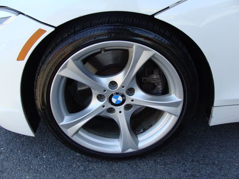Used 2016 BMW Z4 sDrive28i RWD image 33
