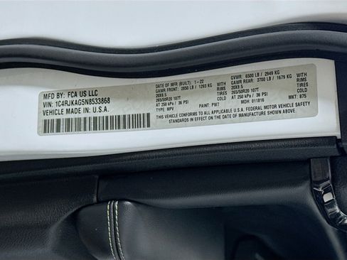 Used 2022 Jeep Grand Cherokee L Laredo image 27