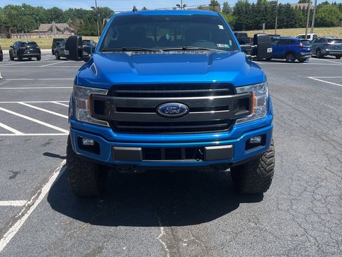 Used 2019 Ford F150 XLT w/ Equipment Group 302A Luxury AWD/4WD image 9