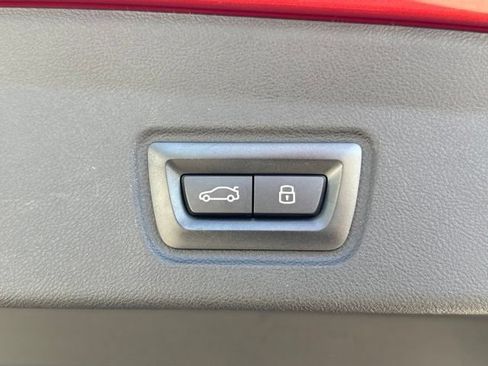Used 2023 BMW i4 eDrive35 RWD image 17