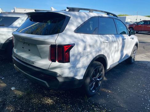Used 2022 Kia Sorento X-Line EX AWD/4WD image 3