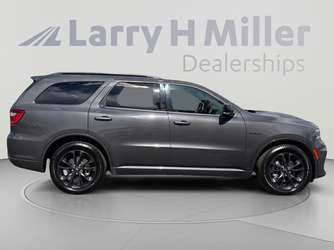 Used 2023 Dodge Durango R/T w/ Blacktop Package AWD/4WD image 6