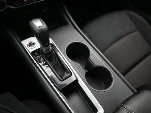 Certified 2025 Nissan Altima 2.5 SV FWD image 19