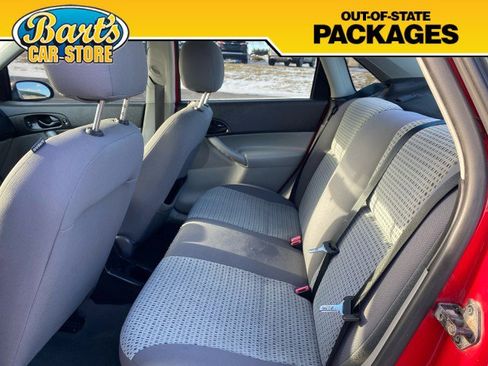 Used 2006 Ford Focus SE image 17