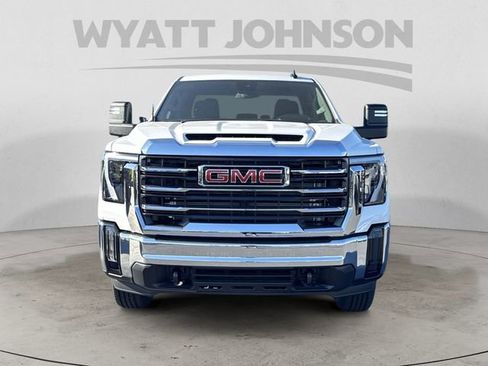 New 2026 GMC Sierra 2500 SLE AWD/4WD image 8