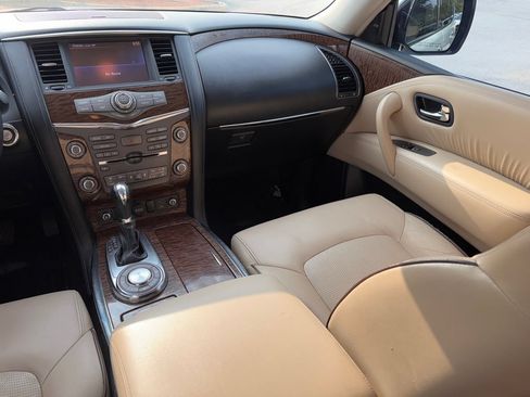 Used 2017 Nissan Armada Platinum w/ Interior Lighting Package RWD image 24