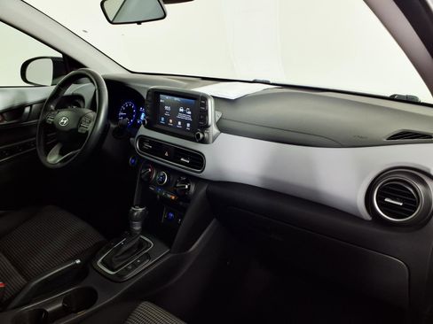 Used 2020 Hyundai Kona SEL FWD image 9