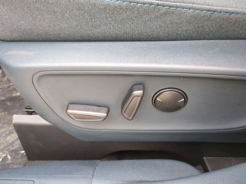 New 2025 Ford Maverick XLT w/ XLT Luxury Package image 17