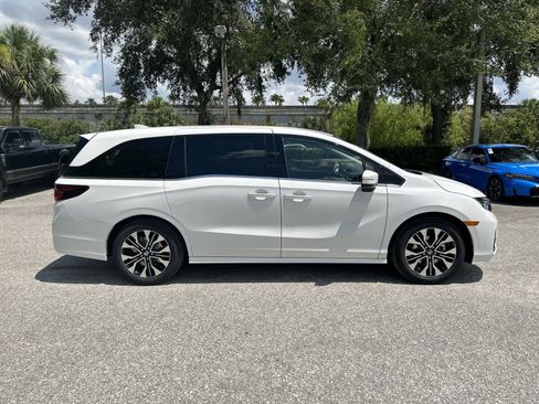 New 2026 Honda Odyssey Elite image 7