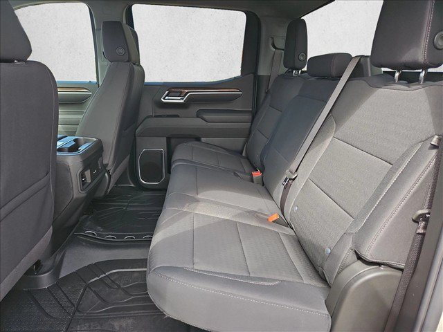 New 2026 Chevrolet Silverado 1500 RST w/ Dark Appearance Package AWD/4WD image 16