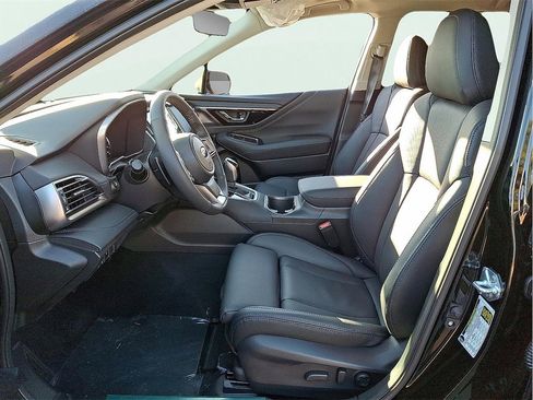 New 2025 Subaru Outback Limited image 10