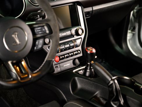 Used 2017 Ford Mustang Shelby GT350 w/ Electronics Package image 38