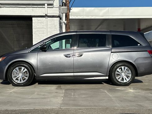 Used 2016 Honda Odyssey EX-L image 7
