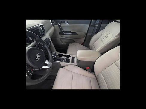 Used 2018 Kia Sportage LX AWD/4WD image 11