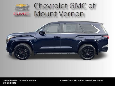 Used 2023 Toyota Sequoia SR5 image 2