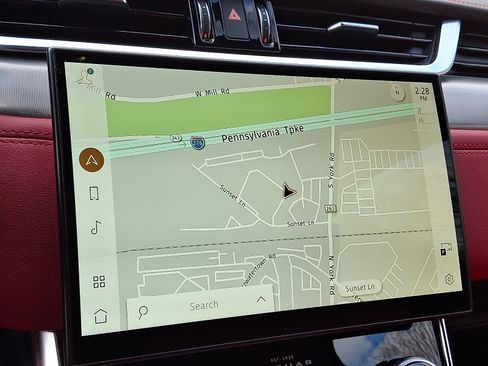 Certified 2024 Jaguar XF R-Dynamic SE image 12