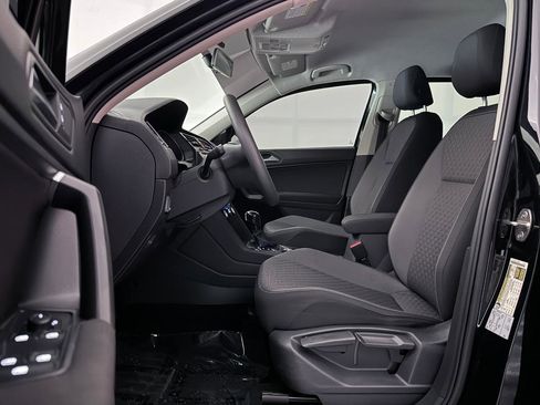 Used 2021 Volkswagen Tiguan S AWD/4WD image 18