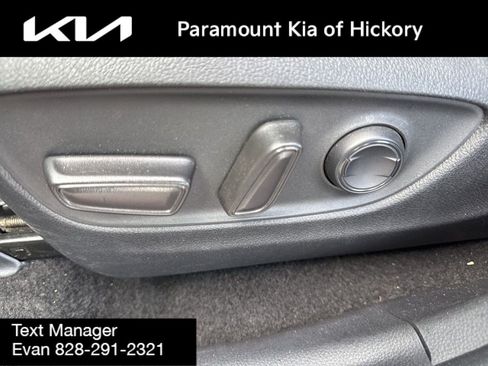 Used 2023 Toyota RAV4 XLE FWD image 19