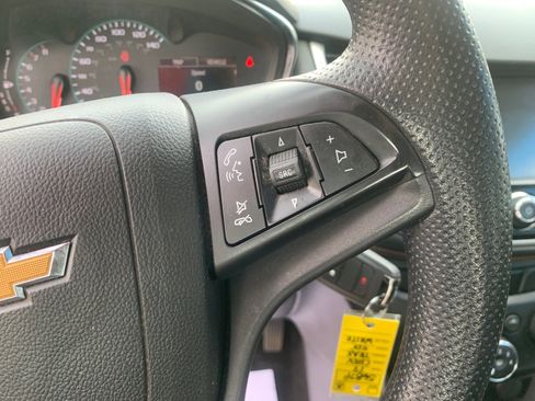 Used 2017 Chevrolet Trax LS AWD/4WD image 9