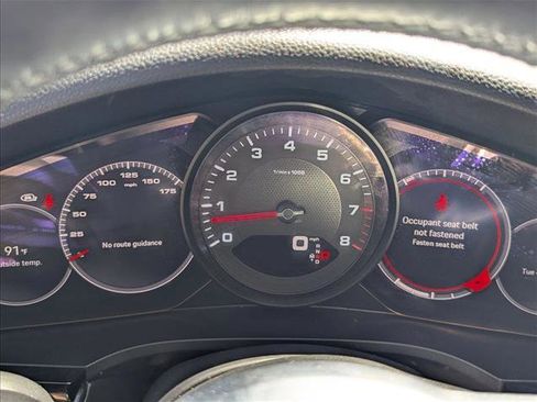 Used 2023 Porsche Cayenne AWD/4WD image 11