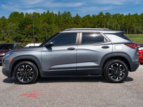 Used 2021 Chevrolet TrailBlazer LT FWD image 4