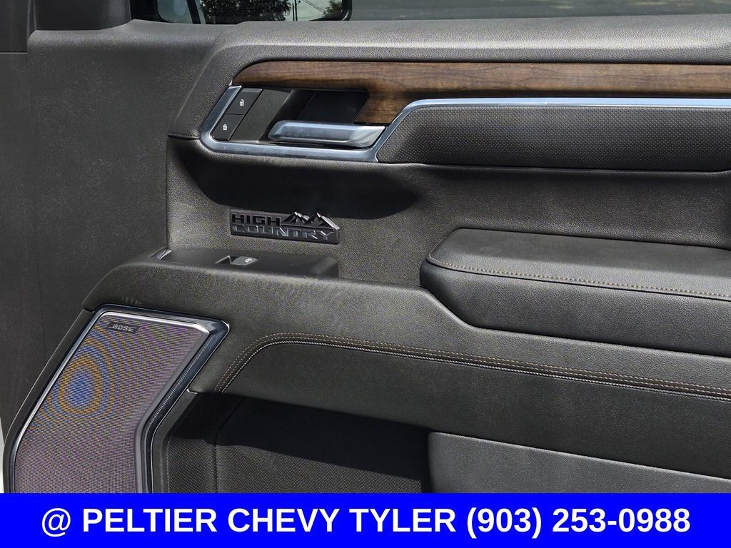 Used 2023 Chevrolet Silverado 1500 High Country w/ Z71 Off-Road Package AWD/4WD image 15