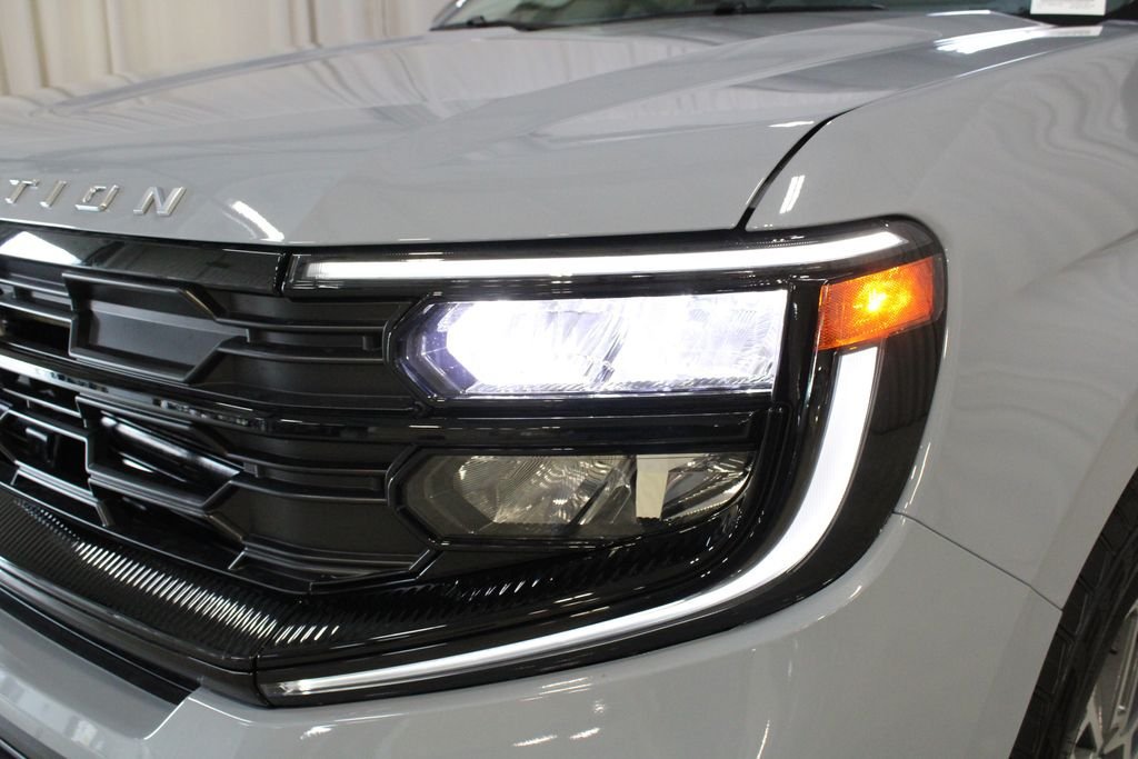 New 2026 Ford Expedition Active AWD/4WD image 34