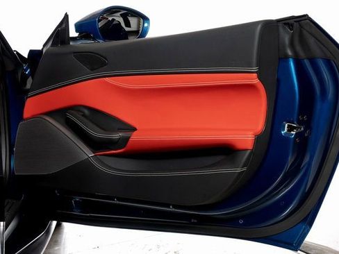 Certified 2019 Ferrari Portofino image 55