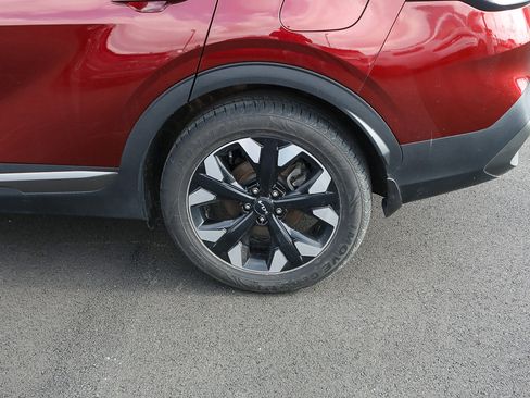 Certified 2023 Kia Sportage X-Line image 10