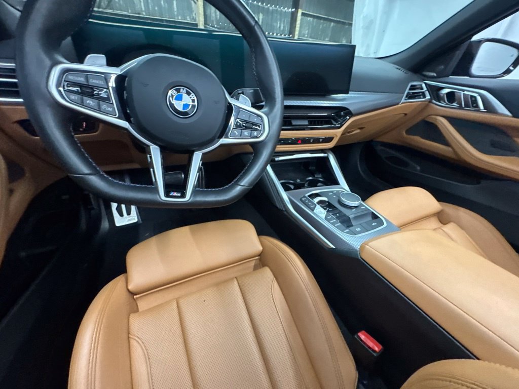 Used 2026 BMW M440i Convertible RWD image 13