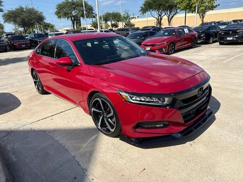 Used 2018 Honda Accord Sport image 4