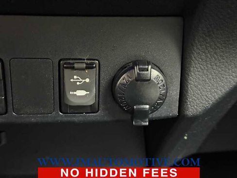 Used 2017 Toyota RAV4 Limited w/ Advanced Technology Package AWD/4WD image 36