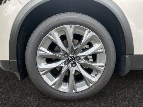 New 2026 MAZDA CX-90 3.3 Turbo w/ Preferred Package AWD/4WD image 13