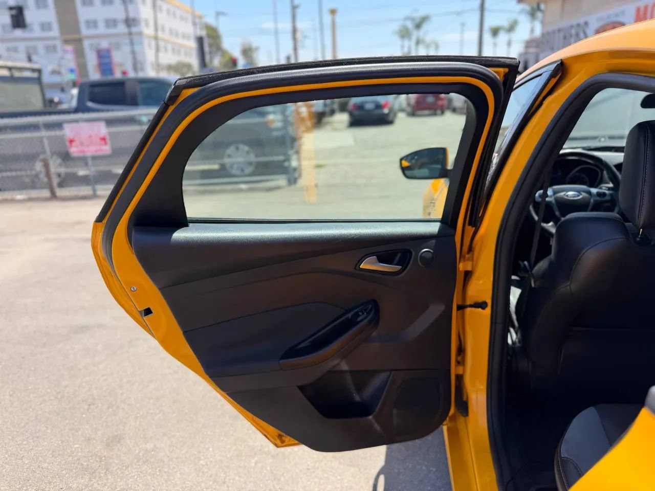 Used 2013 Ford Focus ST FWD image 27
