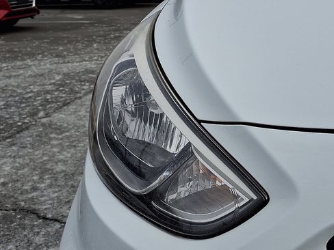 Used 2017 Hyundai Accent SE image 8