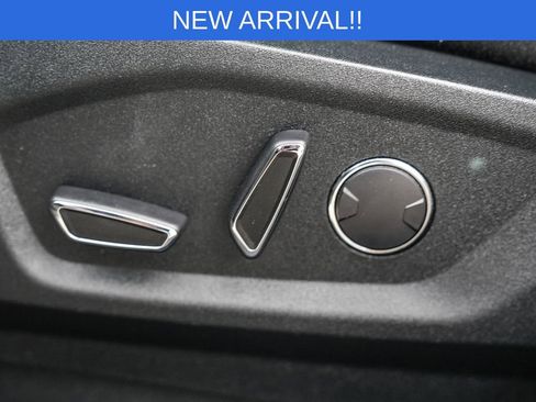 Used 2018 Ford Edge SEL image 24