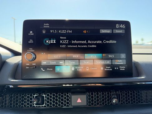 Used 2024 Honda CR-V EX-L image 27