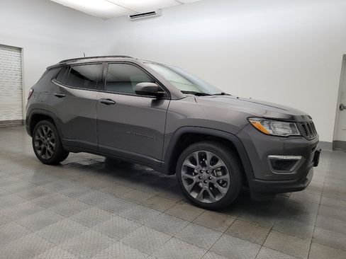 Used 2021 Jeep Compass Latitude w/ Sun and Sound Group FWD image 11