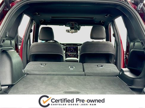 Used 2024 Jeep Grand Cherokee Laredo X w/ Luxury Tech Group I image 7