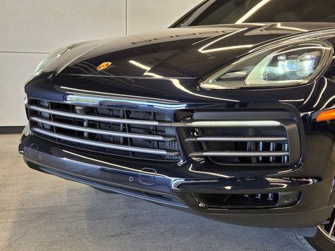 Certified 2022 Porsche Cayenne AWD/4WD image 28