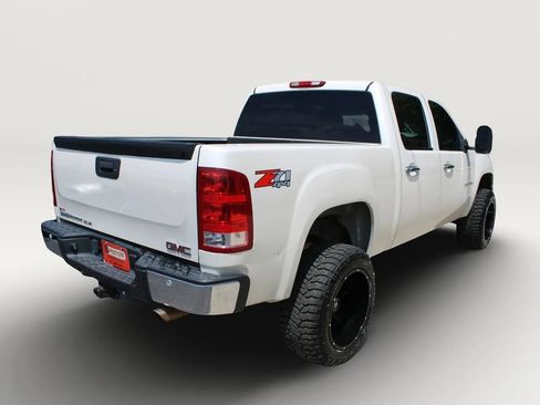 Used 2013 GMC Sierra 1500 SLE w/ Power Tech Package AWD/4WD image 9