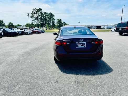 Used 2024 Nissan Sentra SV FWD image 5