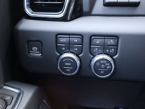 New 2026 GMC Sierra 1500 Denali w/ Denali Reserve Package image 14