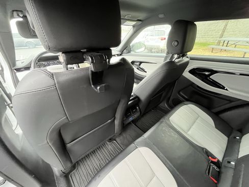 Certified 2023 Land Rover Range Rover Evoque R-Dynamic SE image 31