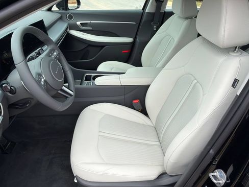 New 2026 Hyundai Sonata SEL FWD image 10