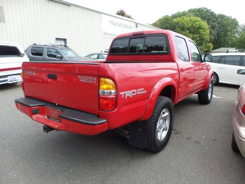 Used 2004 Toyota Tacoma PreRunner image 13