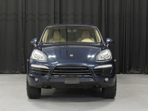 Used 2011 Porsche Cayenne S AWD/4WD image 8