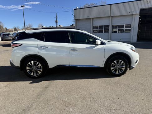 Used 2018 Nissan Murano SV image 7