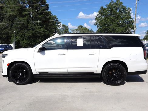Used 2021 Cadillac Escalade ESV Sport Platinum AWD/4WD image 4