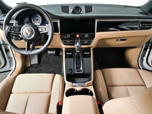 Certified 2026 Porsche Macan Turbo AWD/4WD image 18